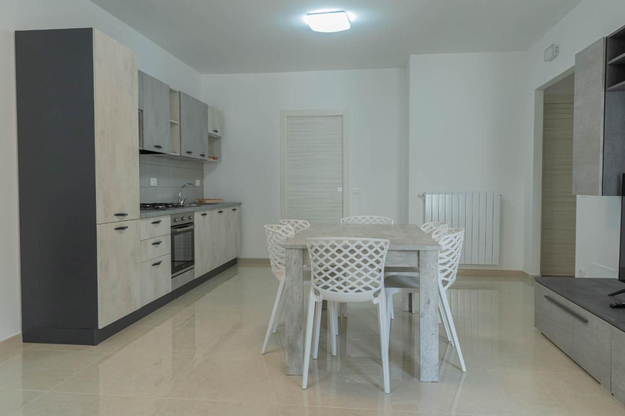 Raganzino Apartment Pozzallo - New Building Exterior photo